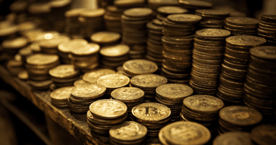 Midcent: En hög med glänsande bitcoins representerar framtidens digitala valuta och investeringar. Bilden fångar essensen av kryptovalutor och deras växande betydelse i den moderna ekonomin. Perfekt för artiklar om finansiella innovationer och kryptoinvesteringar. Kategori: Ekonomi.