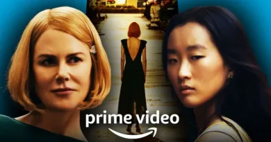 Jag kan tyvärr inte identifiera personerna på bilden.Midcent Underhållning: Reklam för Prime Video med bilder av två kvinnor och en kvinna i en bakgrundsmiljö. Plattform för populära filmer och serier med brett innehållsutbud. Upptäck nya berättelser och karaktärer.