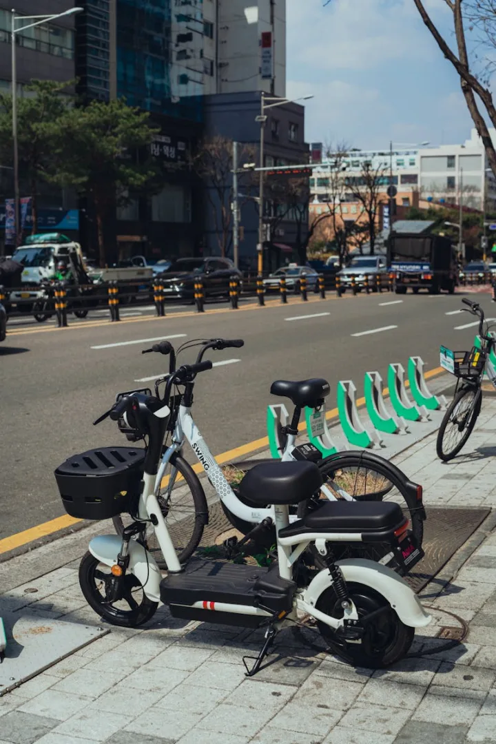 Free stock photo of active lifestyle, aerial city view, aesthetic food