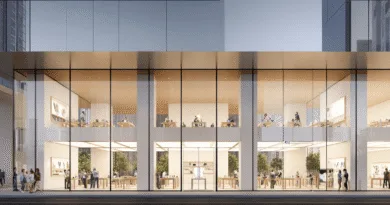 Midcent: Ett modernt teknikföretag med en stilren butik full av kunder och teknikanvändare, designad med stora glasfasader och minimalistisk inredning. Denna arkitektoniska pärla representerar innovation och framtid. Kategori: Teknik.