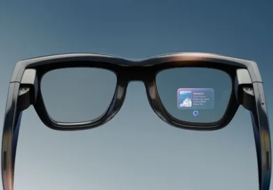 Midcent: Innovativa AR-glasögon med inbyggd display, presenterar information om Santorini. Användarvänliga och högteknologiska glasögon för enhansad upplevelse av omvärlden. Perfekt för resenärer och teknikentusiaster. Kategori: Teknik.