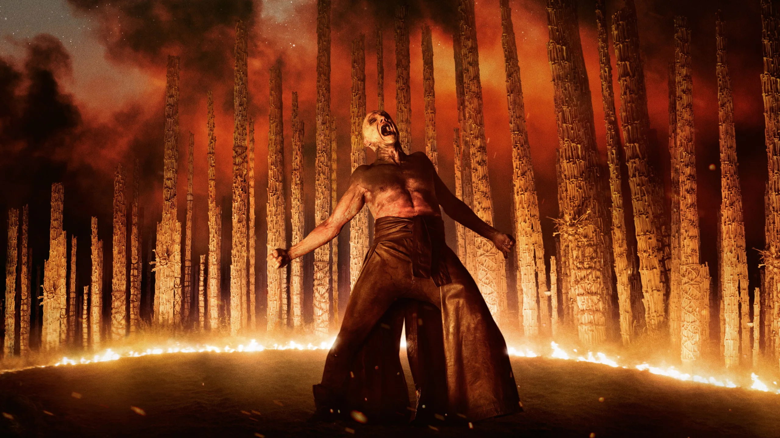 Ralph Fiennes slår följe med zombies: The Bone Temple levererar köttig skräck på Prime Video